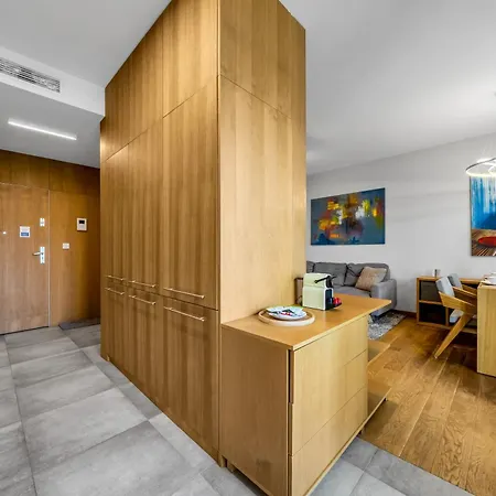 Kolejowa - Parking, Balcony, Workspace - By Rentujemy *