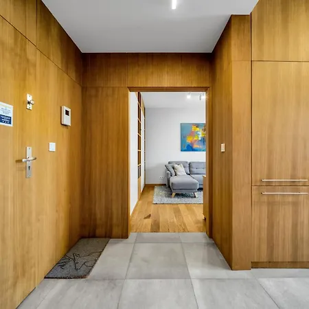 Kolejowa - Parking, Balcony, Workspace - By Rentujemy