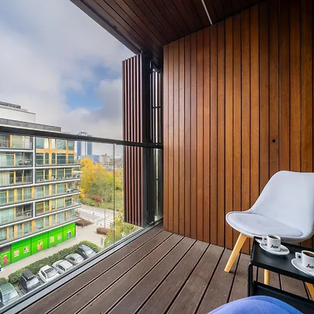 Kolejowa - Parking, Balcony, Workspace - By Rentujemy * 华沙