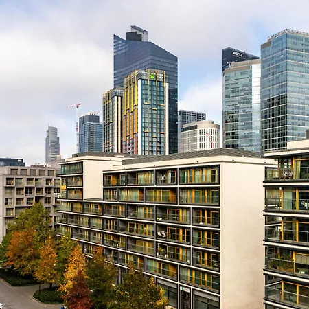 Kolejowa - Parking, Balcony, Workspace - By Rentujemy Apartment