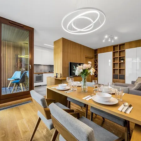 Kolejowa - Parking, Balcony, Workspace - By Rentujemy *