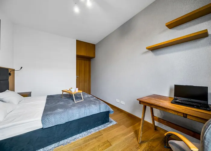 Kolejowa - Parking, Balcony, Workspace - By Rentujemy *