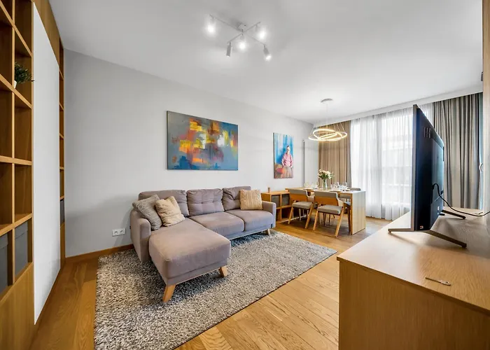 Kolejowa - Parking, Balcony, Workspace - By Rentujemy * Warsaw