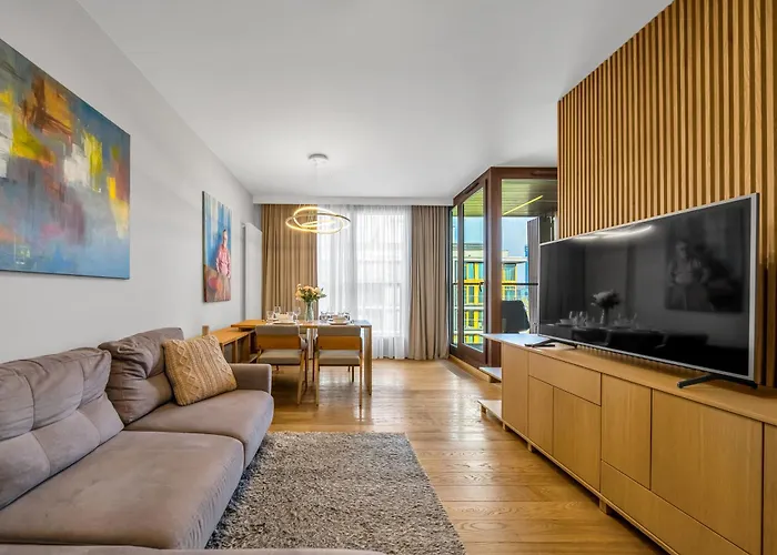 Kolejowa - Parking, Balcony, Workspace - By Rentujemy Warsaw