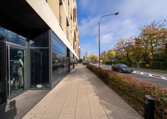 Apartment Kolejowa - Parking, Balcony, Workspace - By Rentujemy Warsaw